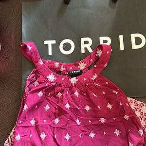 Torrid Sleeveless Blouse Torrid Size 2